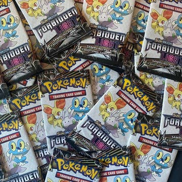 Pokémon - 10 Booster pack - 10x Forbidden Light fun pack, Hobby en Vrije tijd, Nieuw