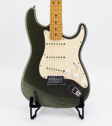 Fender - American Stratocaster (USA) - Olive Drab Metallic, Nieuw