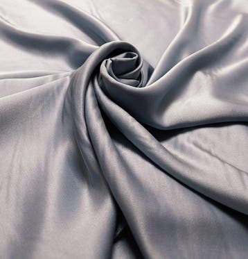 B363 - 630 x 130 cm - Bellissimo raso in misto seta -