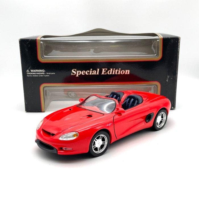 Maisto 1:18 - Modelauto - Ford Mustang Mach III - 1993, Hobby en Vrije tijd, Modelauto's | 1:5 tot 1:12