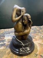 M. Nick - sculptuur, Innige omhelzing - 18 cm - Brons,