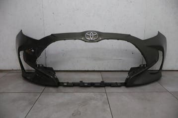 voorbumper Toyota Yaris IV 4 52119-K0050, Verzenden, Gebruikt