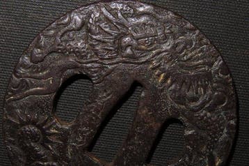 Katana - Gesmeed ijzer - C6-136 Cloud & Dragon Tsuba :, Antiek en Kunst