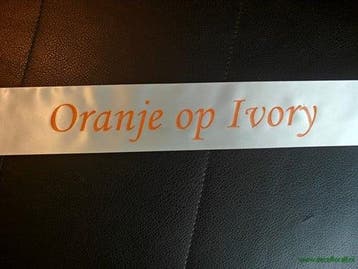 Bedrukt lint Ivory met Oranje opdruk 70 mm 80 cm, Ophalen of Verzenden, Nieuw