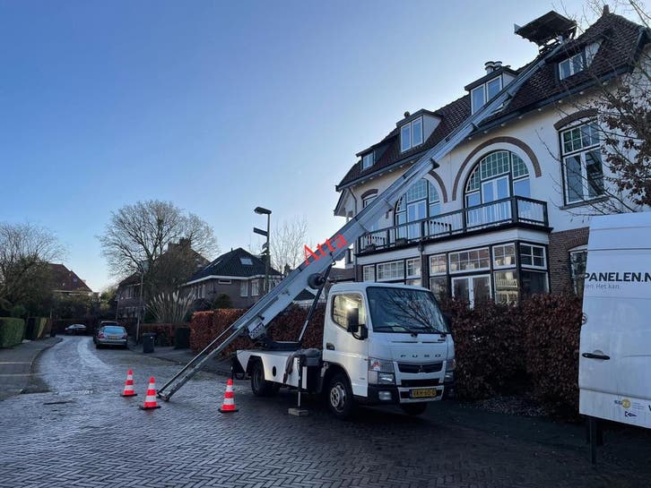 Verhuislift huren Gooi en Vechtstreek | Ladderlift service, Diensten en Vakmensen, Verhuizers en Opslag