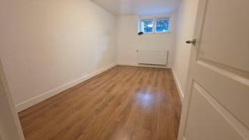 Te huur: Appartement Mathenesserweg in Rotterdam, Huizen en Kamers, Appartement, Rotterdam, Zuid-Holland