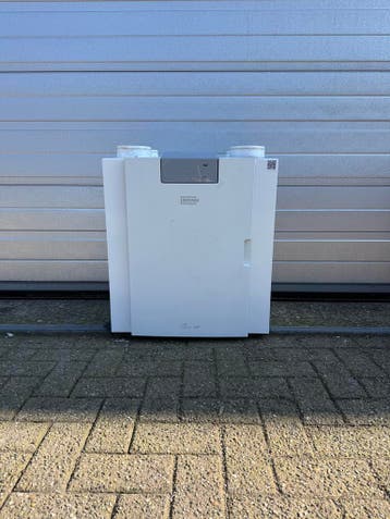Brink flair 200 4/0 Wtw unit, Doe-het-zelf en Verbouw, Ventilatie en Afzuiging, Ophalen of Verzenden, Zo goed als nieuw, Ventilator en Afzuiger