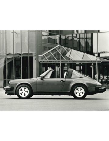 1988 PORSCHE 911 CARRERA TARGA PERSFOTO, Nieuw, Porsche, Author