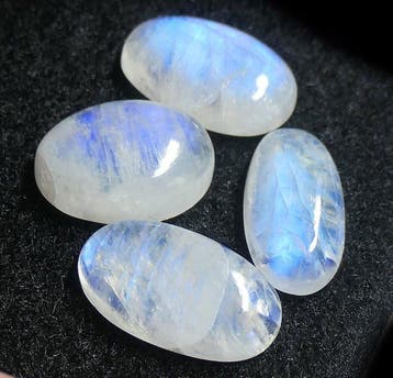 Partij maanstenen 100% natuurlijk. Cabochon- 8.95 g - (4)