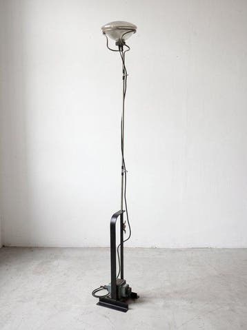 Flos - Achille Castiglioni - Staande lamp - Toio - IJzer