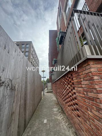 Woningruil - Waagstraat 86 - 2 kamers en Flevoland, Huizen en Kamers, Flevoland