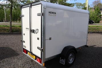 Henra gesloten aanhanger 265x138x160cm 1350kg aanbieding, Ophalen, Nieuw
