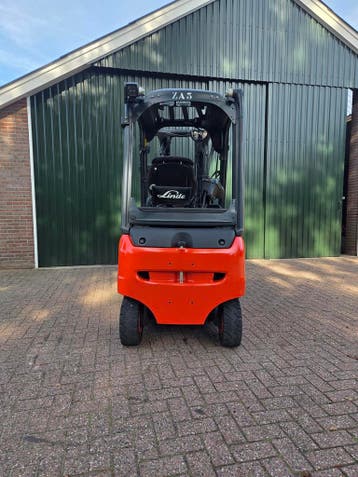 Linde E18 Elektrische Heftruck BJ2020 Triplex Spreider, Linde, Heftruck, Ophalen of Verzenden, 1000 tot 2000 kg