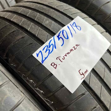 2 x Bridgestone Turanza 235-50-18 Zomerbanden 5mm, 18 inch, Gebruikt, Ophalen of Verzenden, 235 mm