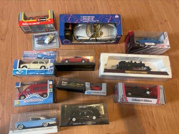 Modelauto - Peugeot 504 - Diverse modelautos - 1990, Nieuw