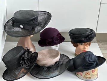 Collectie merkartikelen - Zes Luxe Mode Hoeden Met