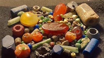 Oudegyptisch naar Romeins Glas meer dan honderd oude kralen
