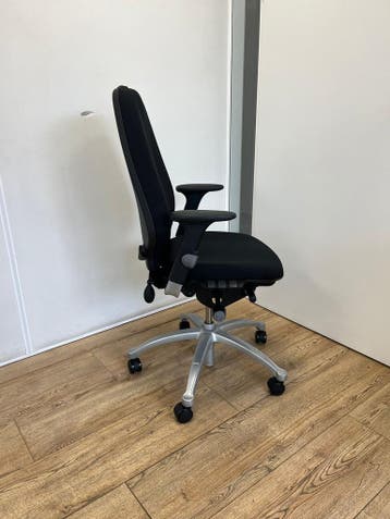 Refurbished Rh Logic 400 - Nieuw Hoogwaardige Zwarte Stof, Verzenden, Zwart, Zo goed als nieuw, Bureaustoel