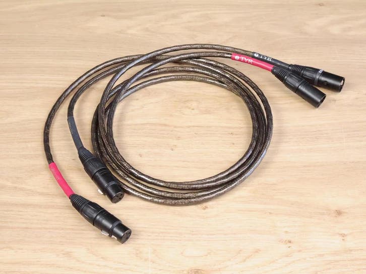 Nordost Tyr Reference high end audio interconnects XLR 1,5 m, Audio, Tv en Foto, Audiokabels en Televisiekabels, Overige kabels