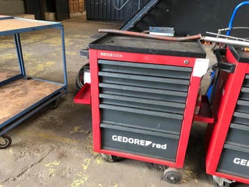 Online veiling: GEDORE red, gereedschapswagen met inhoud, Nieuw
