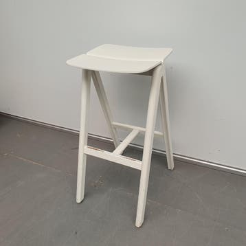 Gispen HAY eiken houten kruk - wit - zithoogte 76 cm, Huis en Inrichting, Barkrukken, Ophalen of Verzenden, Nieuw
