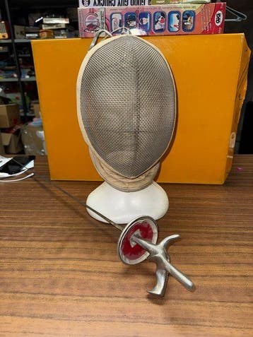 1970 - schermmasker en zwaard Carmimari Italië Milaan, Nieuw