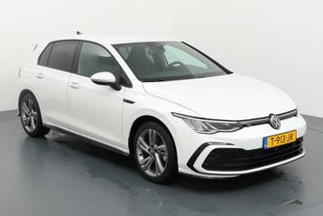 Private Lease - Volkswagen Golf - 1.5 TSI 96kW R-Line 5d, Gebruikt, Met garantie (alle), Handgeschakeld, Golf