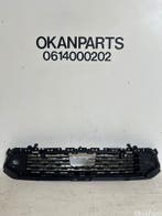 Opel Corsa F Facelift midden grille9850370380, Auto-onderdelen, Carrosserie en Plaatwerk, Ophalen, Gebruikt, Voor