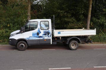 Veiling: Bestelwagen Kipper Iveco Daily 70C18 Diesel 180pk 2, Gebruikt, Iveco, Wit, BTW verrekenbaar
