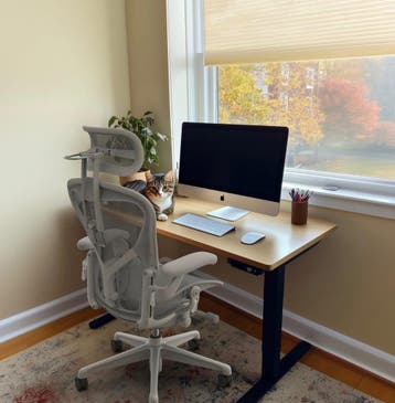 Witte Herman Miller Aeron Remastered Met Nieuwe Hoofdsteun, Verzenden, Nieuw