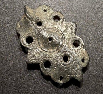 Oud-Romeins Brons Elegante, zeldzame opengewerkte broche met