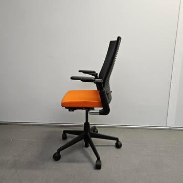 Ahrend 2020 bureaustoel - oranje stof / netweave zwarte stof, Ophalen of Verzenden, Nieuw