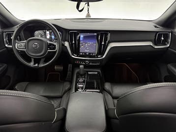 Volvo V60 2.0 T6 Recharge AWD R-Design | Pano | Virtual |, Automaat, Euro 6, 360° camera, Elektrisch