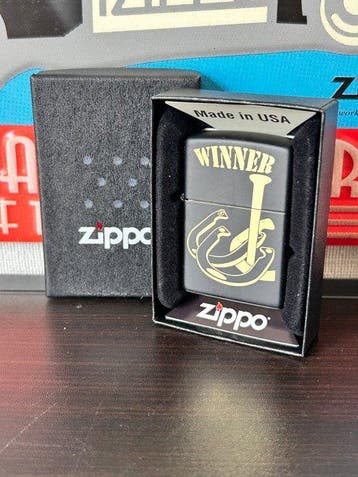 Zippo - D18-Horseshoe Winner - Zonder minimumprijs -, Nieuw