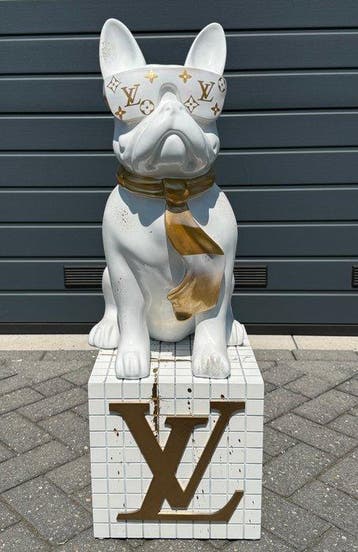 Daluxe Art - 1999 • XXL White Gold LV Dog Display – 90 cm