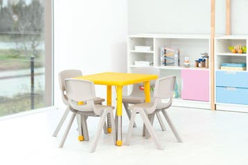 Kinderopvang tafels, stoelen, krukjes, meubels, meubilair, Ophalen of Verzenden, Nieuw, Tafel(s) en Stoel(en)