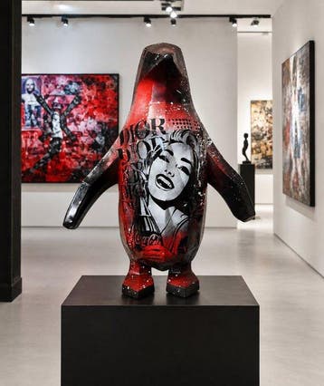 Daluxe Art - 1999 • XL Pop Art Penguin – 60 cm