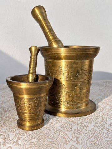 Vijzel en stamper (4) - Messing