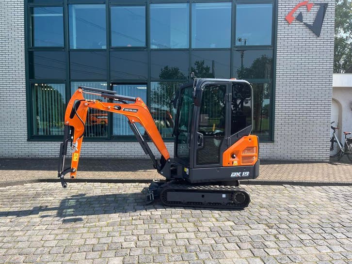 Develon DX19-7 | Minigraver, Zakelijke goederen, Machines en Bouw | Kranen en Graafmachines, Graafmachine