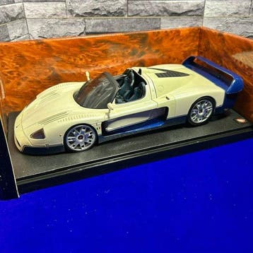 Hot Wheels 1:18 - Modelauto - Hot Wheels 1:18 Maserati MC12, Nieuw