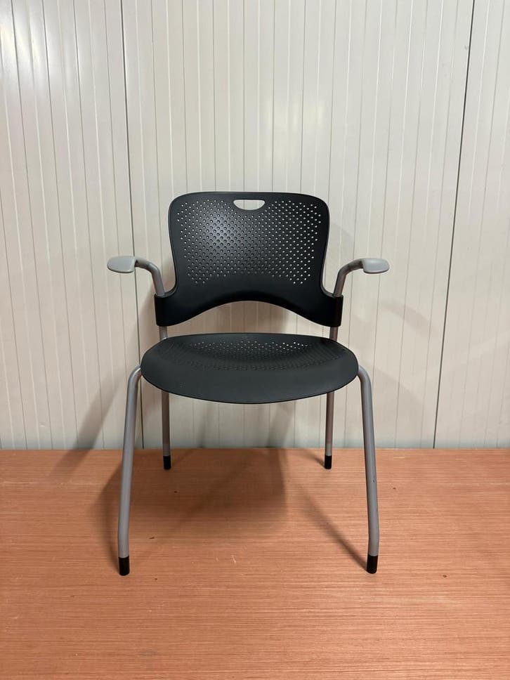 50x Herman Miller Caper Stoelen - Scherpe Prijs - Voorraad, Huis en Inrichting, Bureaustoelen, Bureaustoel, Zwart, Zo goed als nieuw