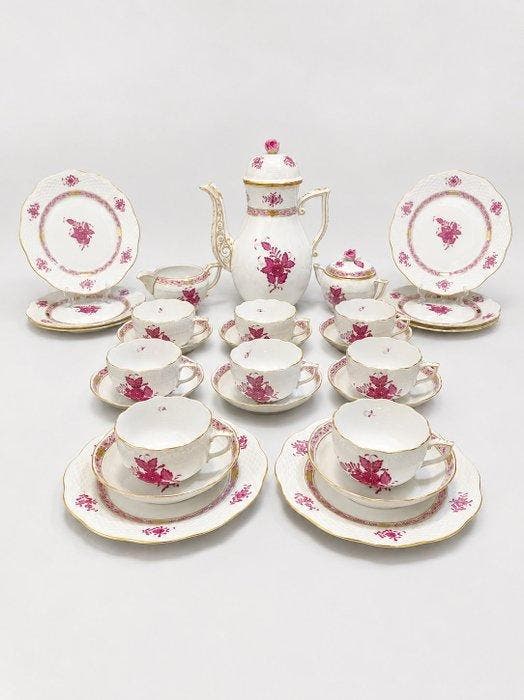 Herend - Koffieservies voor 8 (27) - Apponyi Purpur, Antiek en Kunst, Antiek | Meubels | Tafels