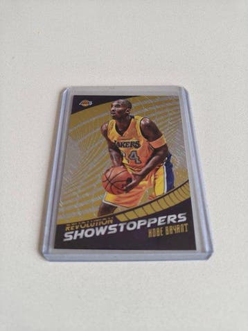 2015/16 Panini Revolution Kobe Bryant 5 Insert card - 1 Card, Nieuw