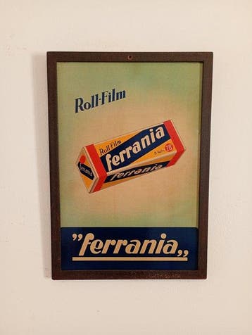 Ferrania - Reclamebord - Metaal, Audio, Tv en Foto, Fotocamera's Analoog, Nieuw