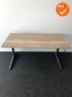 Ahrend Essa Slinger verstelbaar bureau - nieuw blad naar keu, Werkplek, Ophalen of Verzenden, Gebruikt, Bureau