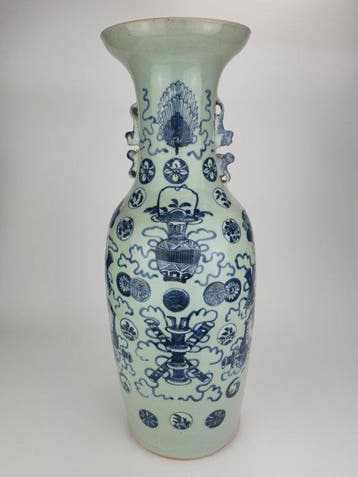 Vaas - Porselein - China - Qing Dynastie (1644-1911) -, Antiek en Kunst