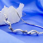 Witgouden ketting met vaste hanger van saffieren en diama..., Gebruikt, Overige kleuren, Ophalen of Verzenden, Met edelsteen