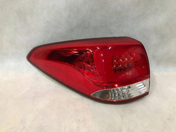 Kia Carens IV 13-16 achterlicht links LED Europa, Verzenden, Gebruikt