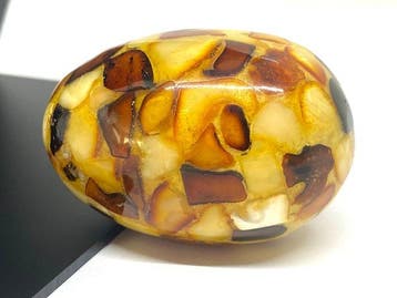 Royal Mosaic - Decoratief Baltisch Amber Ei – Handgemaakt