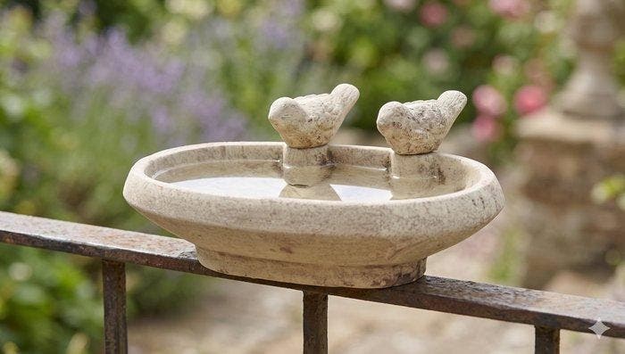 Vogelbad - beton - voederhuisje, Antiek en Kunst, Curiosa en Brocante